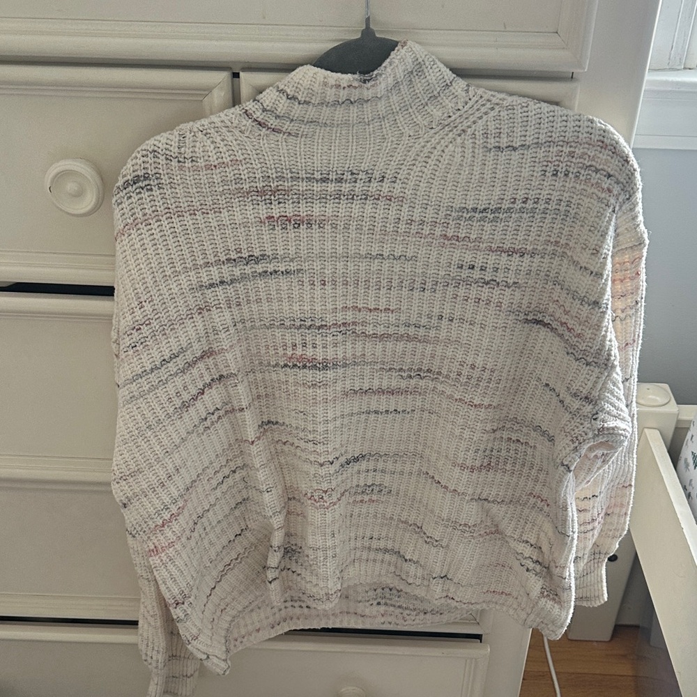 Old Navy Women's Speckled Knit Turtleneck Sweater